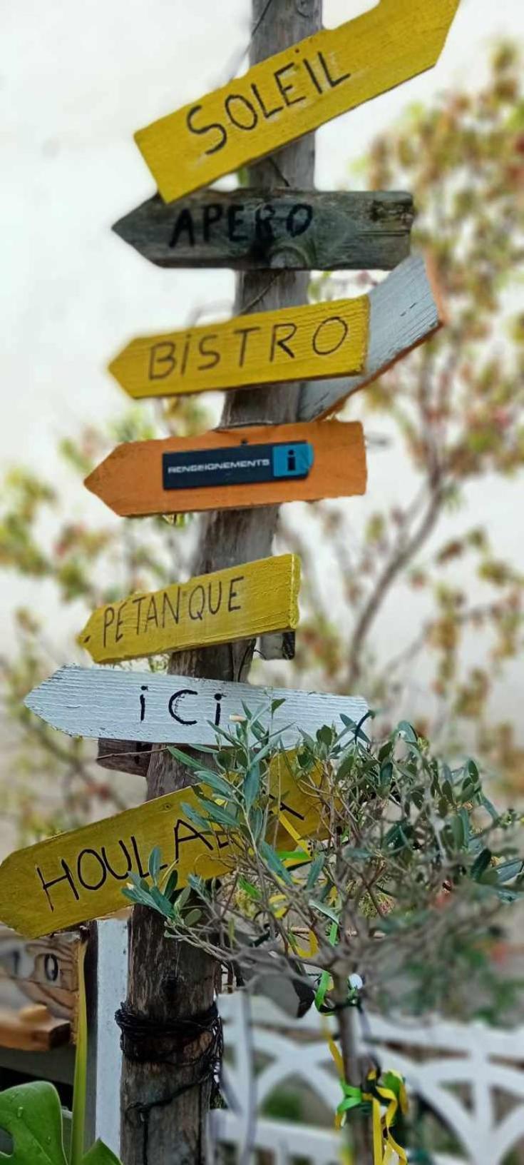 Houlala - Relais D'Etape - Chambres D'Hotes Pont-Eveque エクステリア 写真